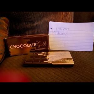 Too faced chocolate gold